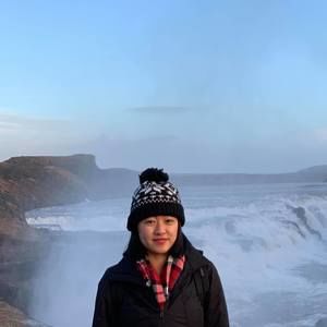 Meet your Posher, Angela